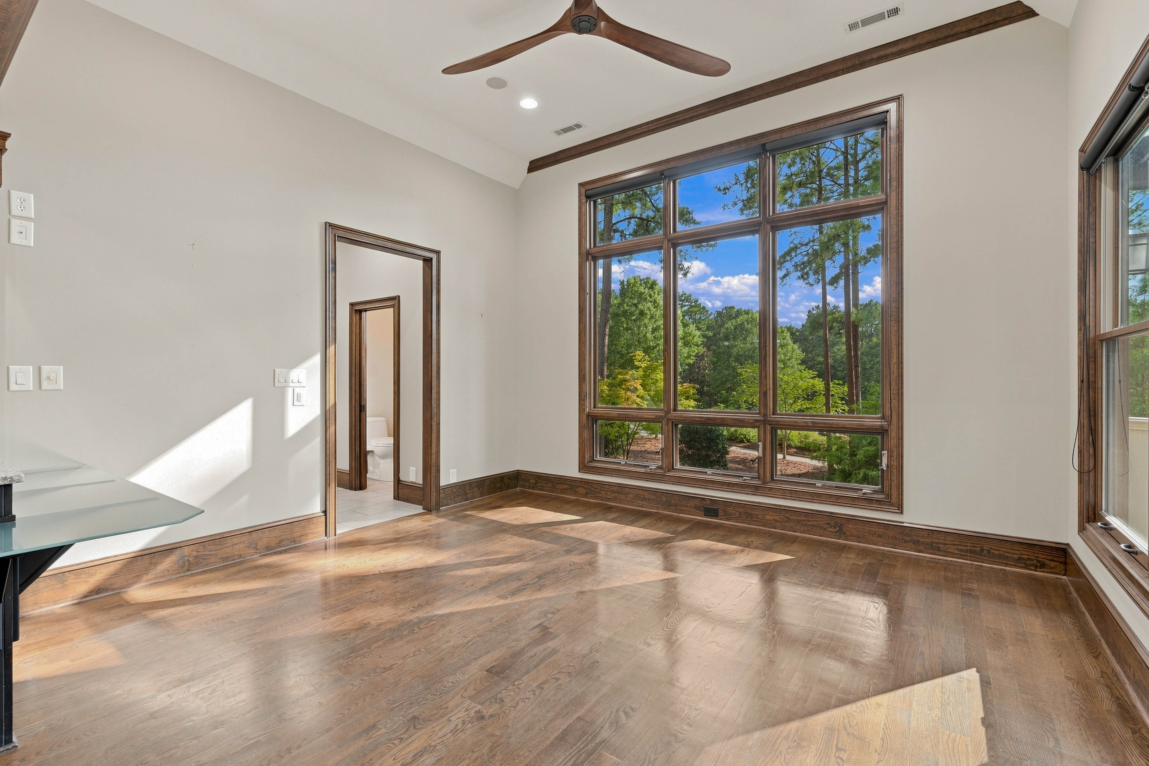 1100 Bachelors Run image 14